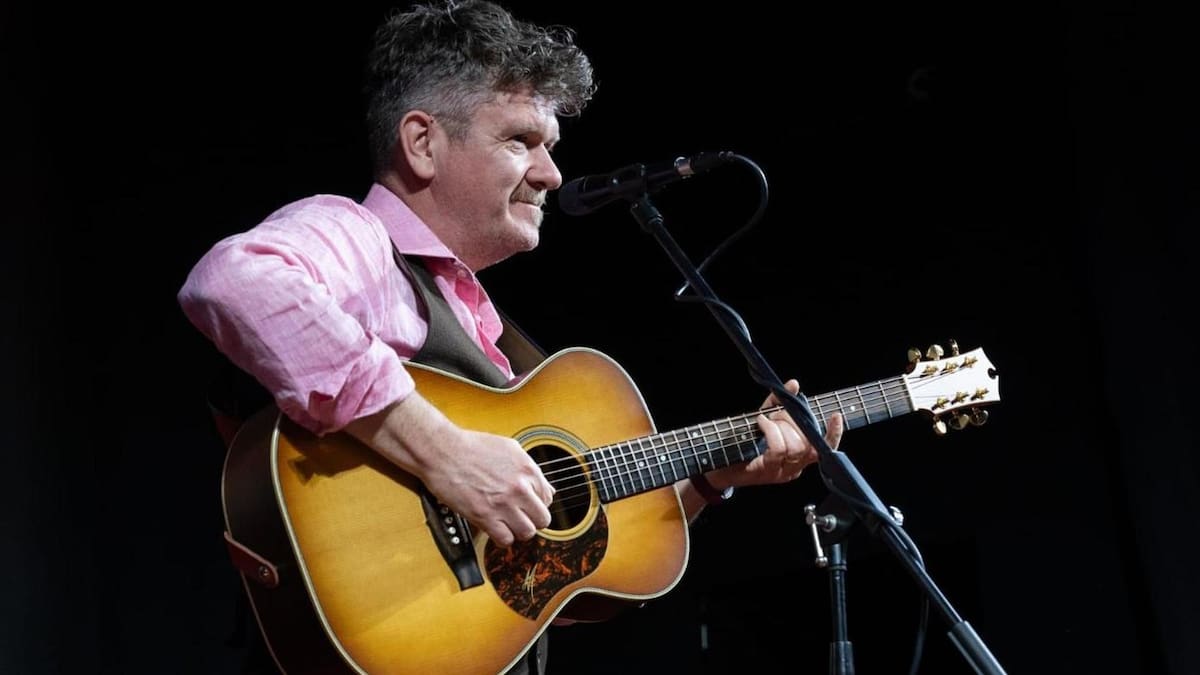 Ray Hefferman, coautor de 'Angels' de Robbie Williams.