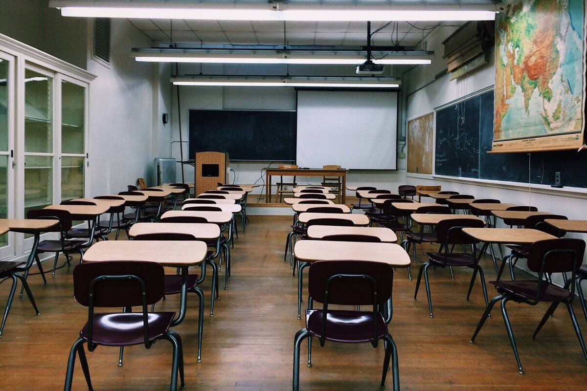 California: Exigirá cubrebocas a estudiantes aunque estén vacunados