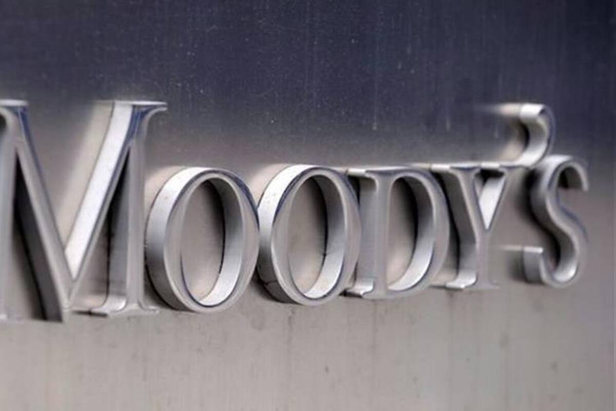 Moody's baja calificación de Pemex y afirma perspectiva negativa de CFE