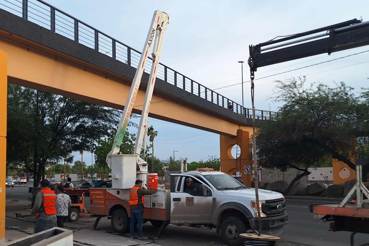 Trabajan en electrificación para paradas de camiones