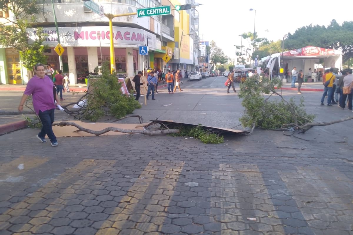 Indígenas tzotziles bloquean calles y piden destitución de Alcaldesa en Chiapas