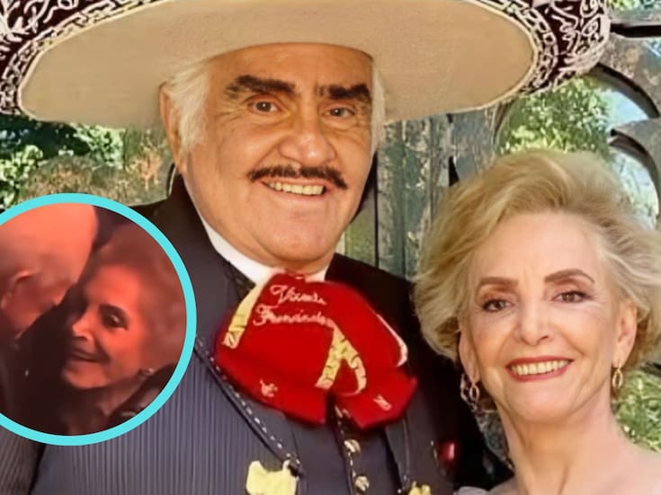 Doña Cuquita, viuda de Vicente Fernández, sorprende al ser captada siendo cariñosa con misterioso hombre en pleno concierto