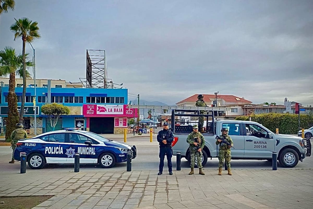 Autoridades retiran cámaras de videovigilancia irregulares en la vía pública