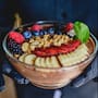 Acai Bowl, la opción que puede ser muy saludable para algunos, pero para otros puede ser considerada como una “bomba calórica”; así sería una forma más ligth para prepararlo