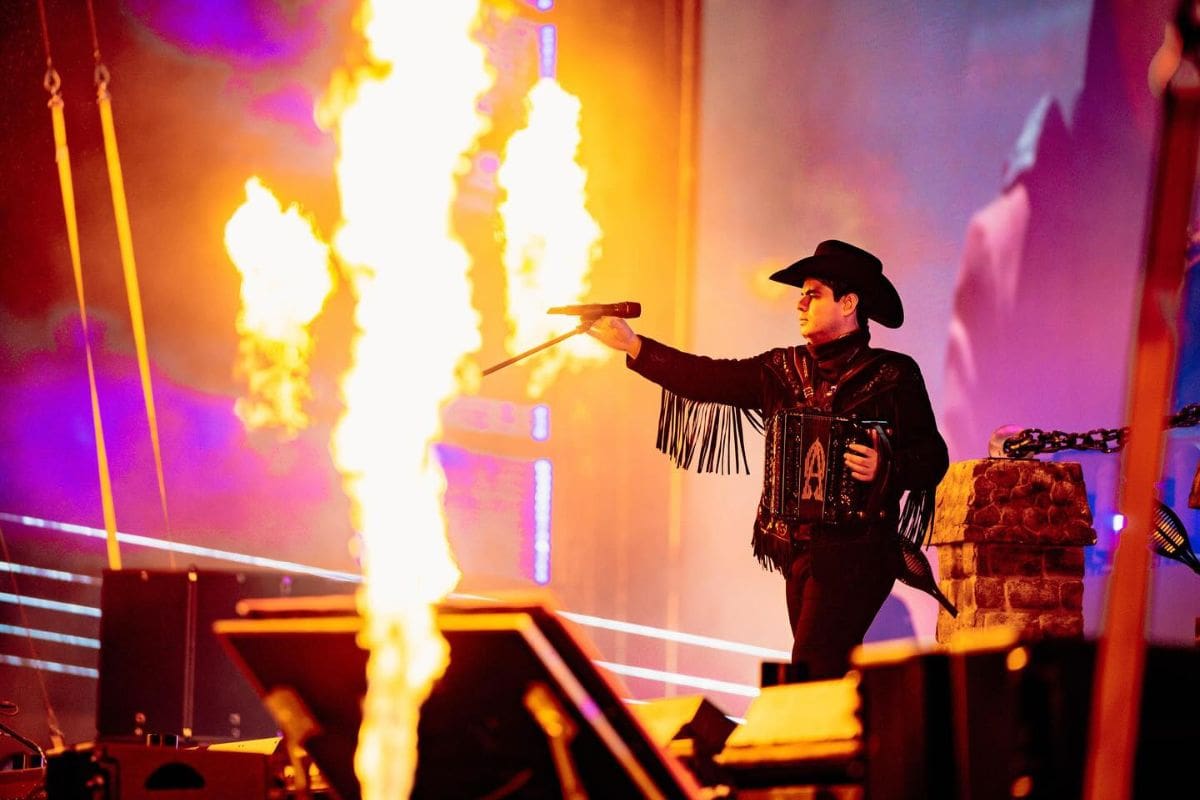 Alfredo Olivas anuncia retiro temporal de los escenarios tras cerrar su gira “V1V0”