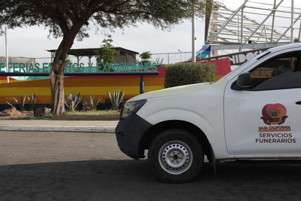 Localizan a hombre sin vida por causas desconocidas en el FEX