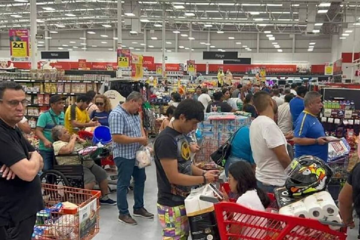Incrementan compras en QR y Yucatán ante posible llegada del huracán “Beryl”
