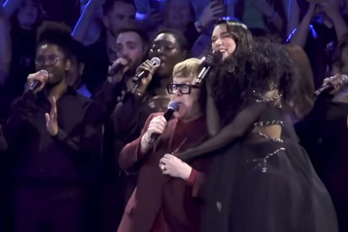 Elton John sorprende a todos en el concierto de Dua Lipa en Londres