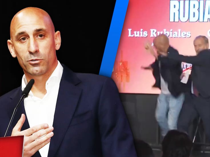 Luis Rubiales, ex-presidente de la Federación Española de Futbol, fue atacado con huevos