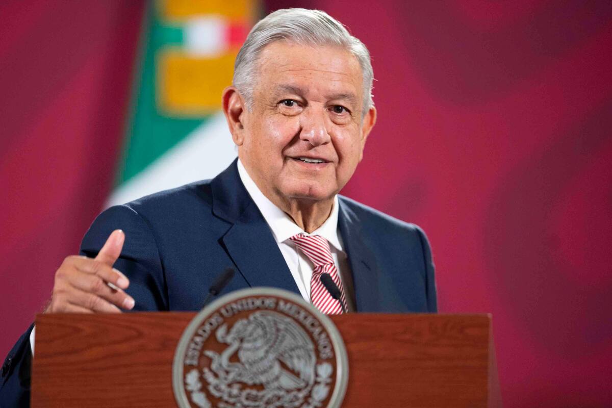 "AMLO con síntomas leves y de buen humor", actualiza Gatell salud del presidente