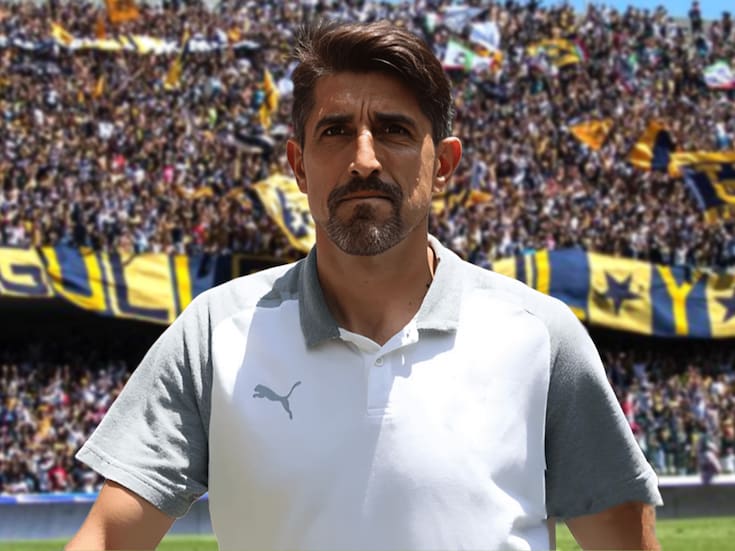 ¿Veljko Paunovic reemplazará a Efraín Juárez en el banquillo de Pumas?