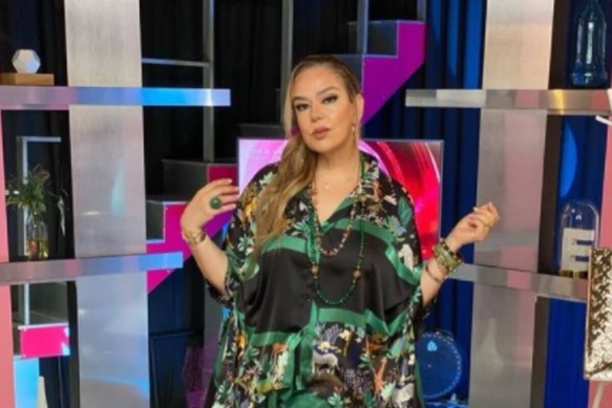 Aseguran que Elisa Beristain fue “teibolera”