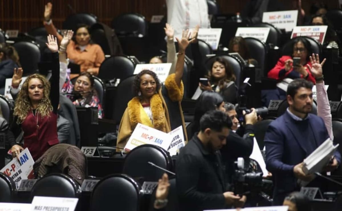 Tras 26 horas de debate, San Lázaro aprueba el Presupuesto 2026 y lo envía al Ejecutivo. | Crédito: El Universal