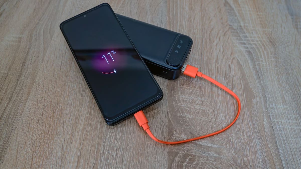 Para esto es necesario verificar que aparezca una de las opciones que hacen referencia a la carga inversa, pero además, esta herramienta esta disponible solo en Android y en algunos dispositivos. | Foto: Pexels
