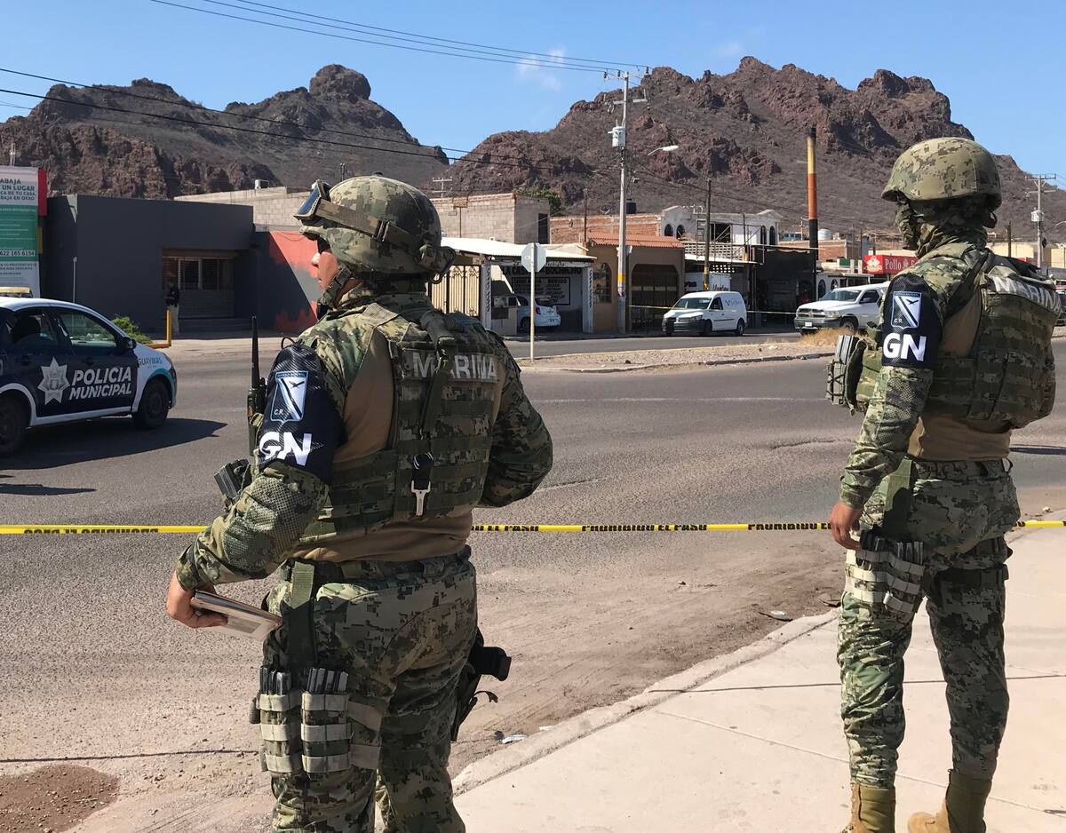 Los elementos de la Infantería de Marina realizan las actividades de la Guardia Nacional, mientras llegan a Guaymas.
