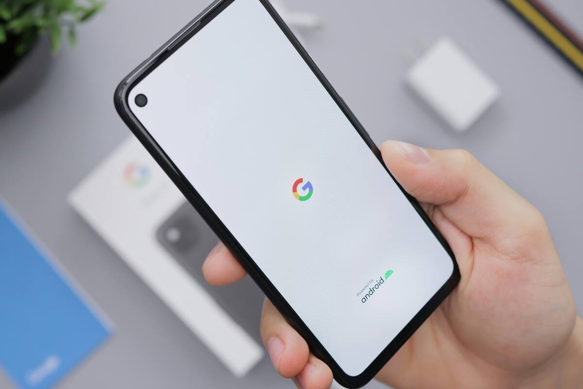 Google se adapta para no perder terreno como buscador ante TikTok y ChatGPT
