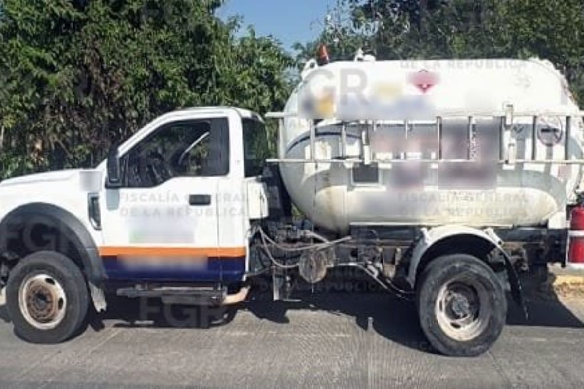 FGR decomisa una pipa con 2 mil 800 litros de gas LP en Tabasco y detiene al conductor