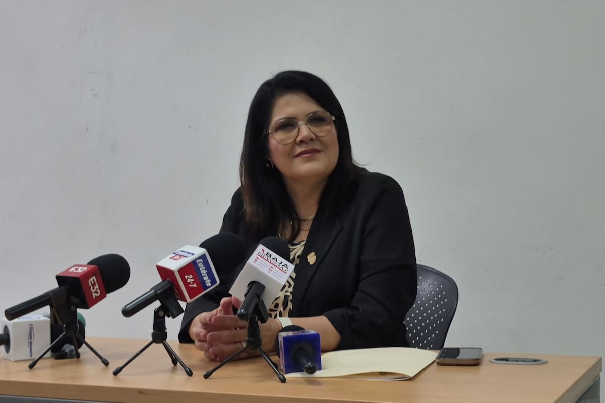 INDE BC distribuye becas deportivas según resultados de Olimpiada Nacional