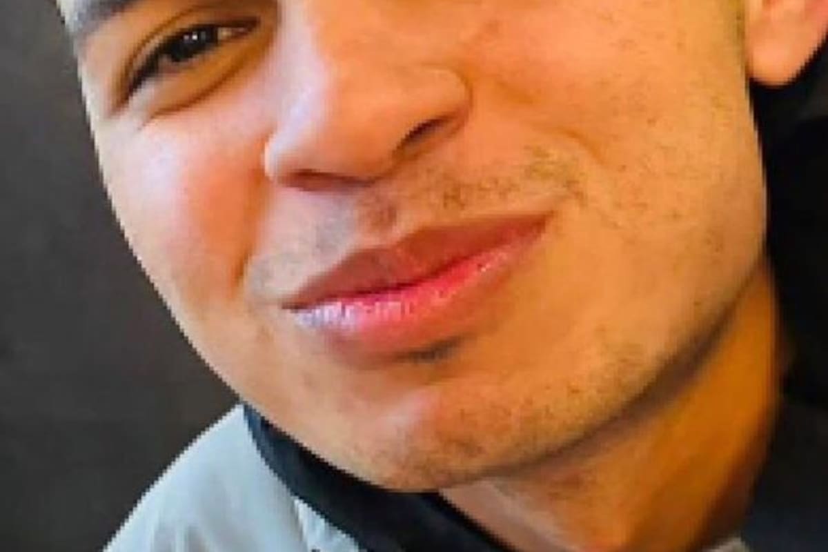 Se busca a Iván Jonathan Clark de 22 años de edad