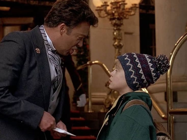 Tim Curry revela secretos del rodaje de Mi pobre angelito 2 junto a Macaulay Culkin