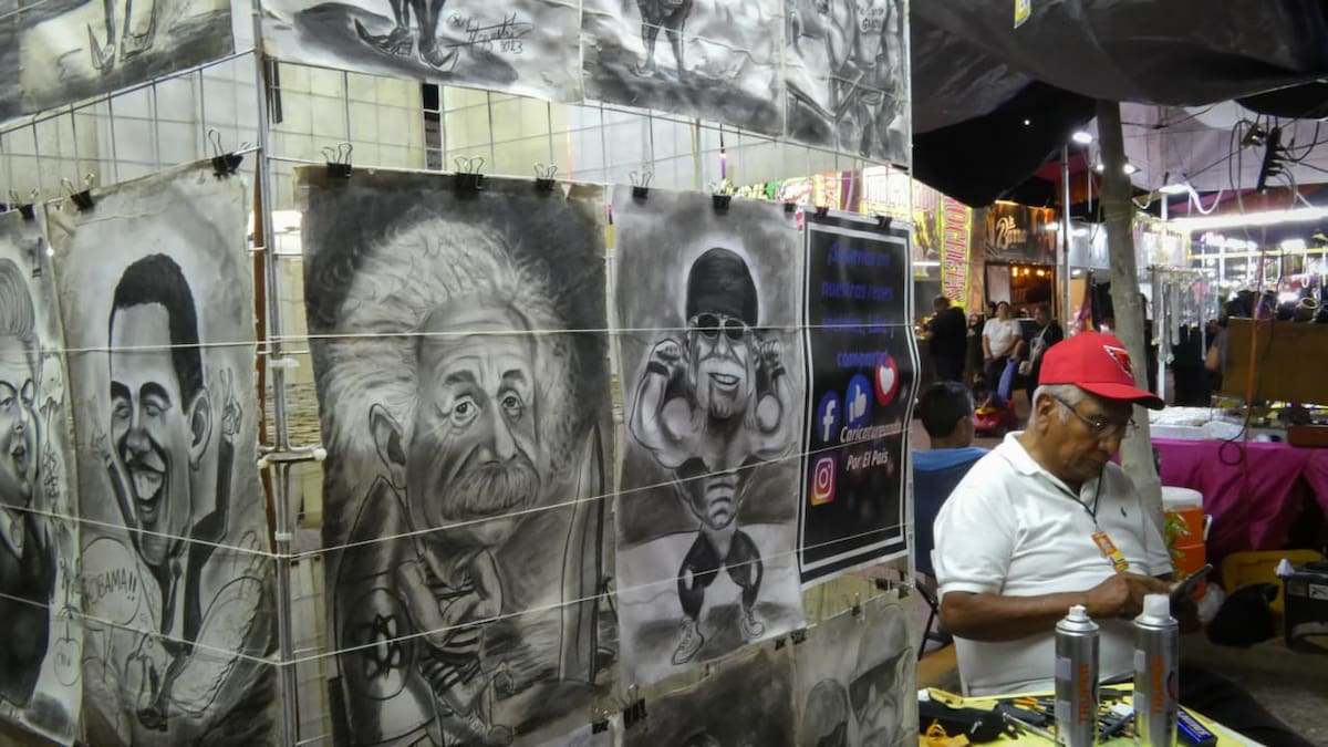 Don “Chelo” Ochoa continuó con su tradicional trabajo de caricaturas durante las Fiestas del Sol, una actividad que forma parte de sus participaciones en la feria. FOTO: Sergio Olguín