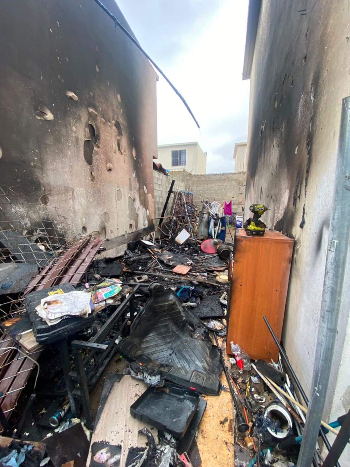 Karime Ustarán resultó con quemaduras en el rostro, brazos y una mano tras el incendio ocurrido en su vivienda el pasado 14 de agosto. Foto. Cortesía