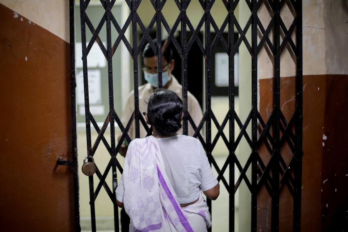 La India reporta casi 4 mil nuevas muertes por covid tras rectificar datos