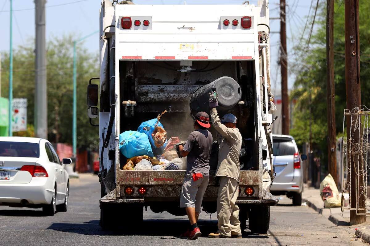 Se recolectan más de 3 mil toneladas diarias de residuos