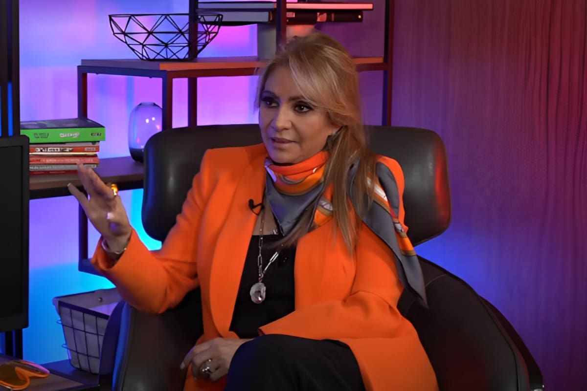 Daniela Castro revela que por contrato no podían besarla en sus novelas