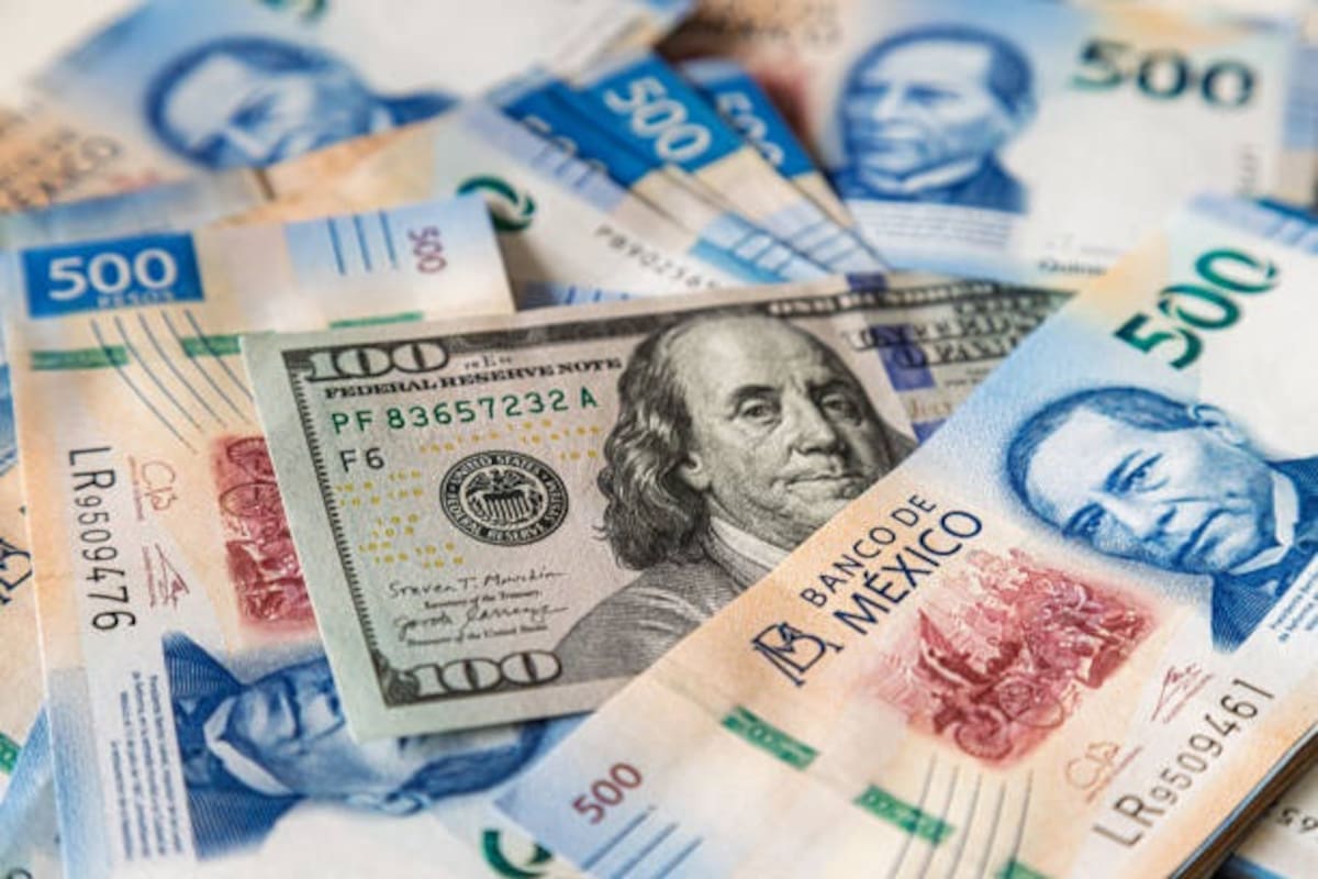Baja ligeramente el tipo de cambio en casas de cambio y bancos locales