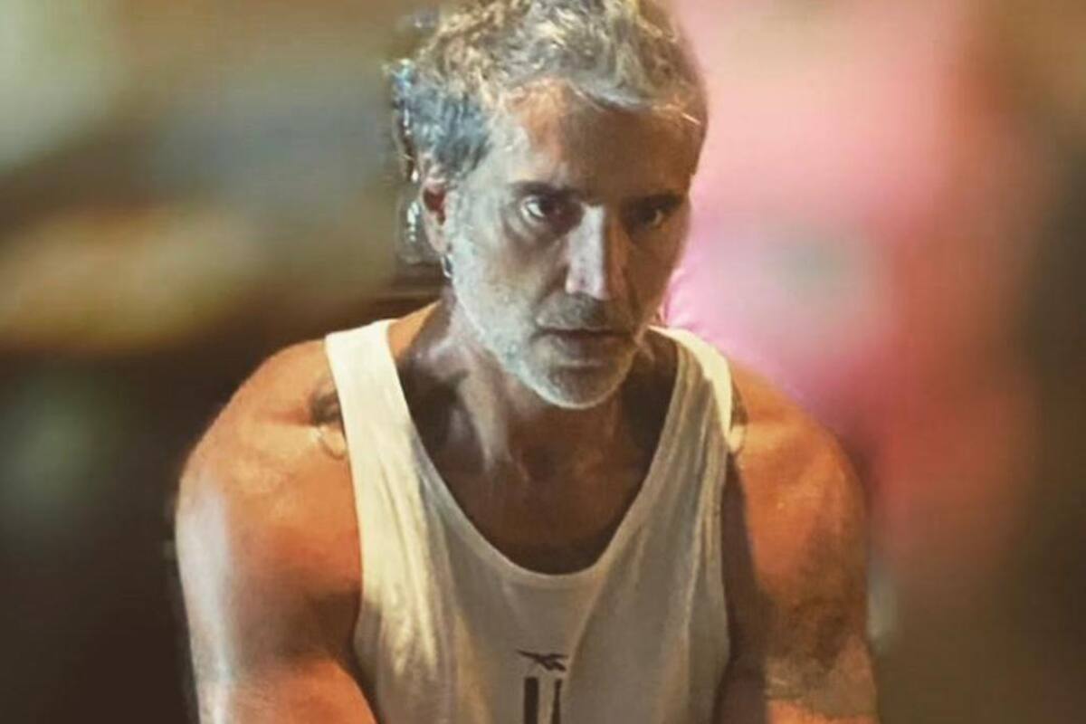 Alejandro Fernández muestra sus 'cuadritos' en Instagram