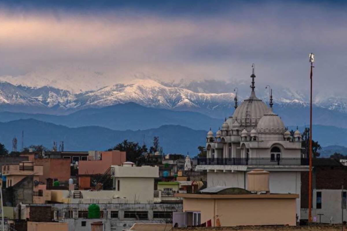 Himalaya es visto desde India por primera vez en 30 años, debido a disminución de contaminación