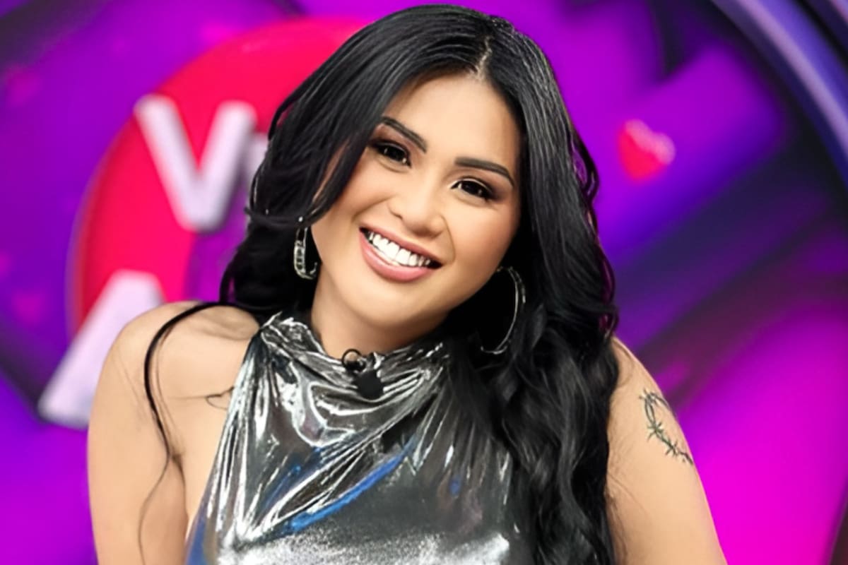 Gomita revela el sueldo mínimo que debe ganar un hombre para salir con ella; le llueven críticas