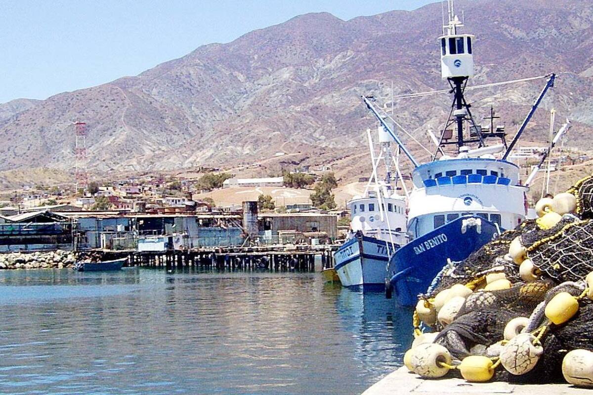 Evacuan a mujer con riesgo de infarto en Isla de Cedros
