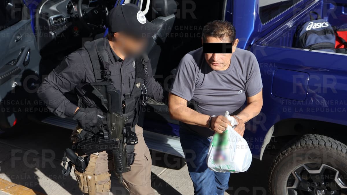 Las autoridades federales investigan posibles vínculos entre funcionarios municipales de Morelos y grupos del crimen organizado.