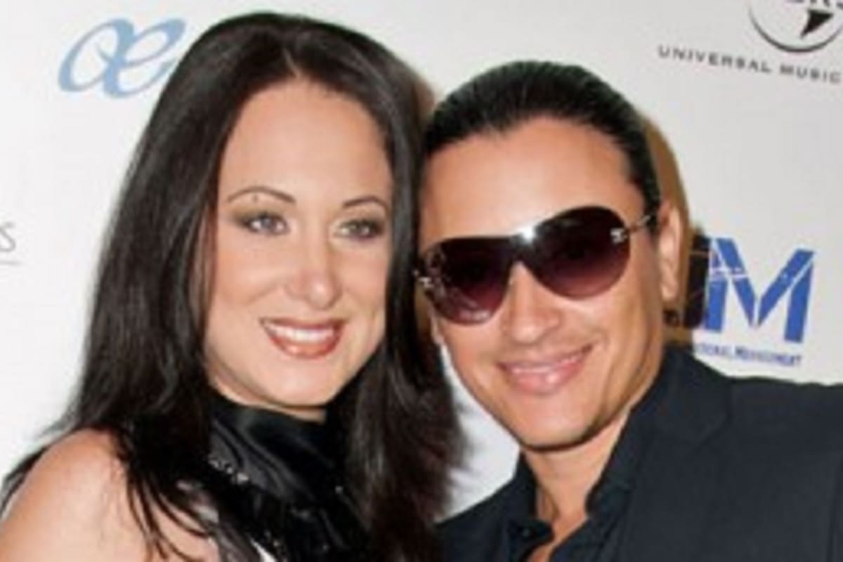 Elvis Crespo se divorcia tras 15 años de matrimonio