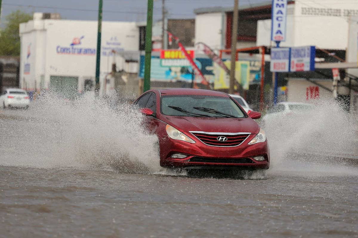 Lluvias dejaron 43 incidentes en distintos puntos de Hermosillo