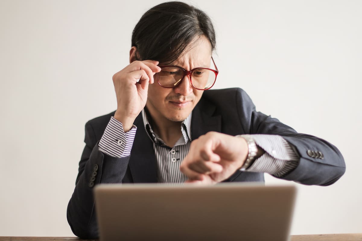 ¿Siempre llegas tarde? Podría deberse a un problema de salud poco conocido