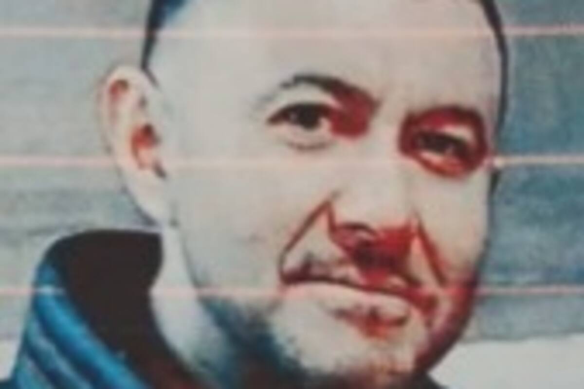 Se busca a Ofer Rosas Flores de 45 años de edad