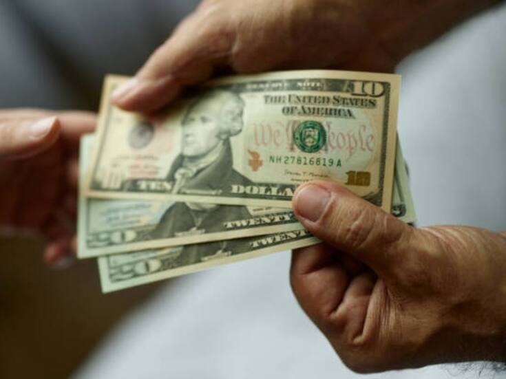 Dólar se mantiene estable este viernes en Mexicali