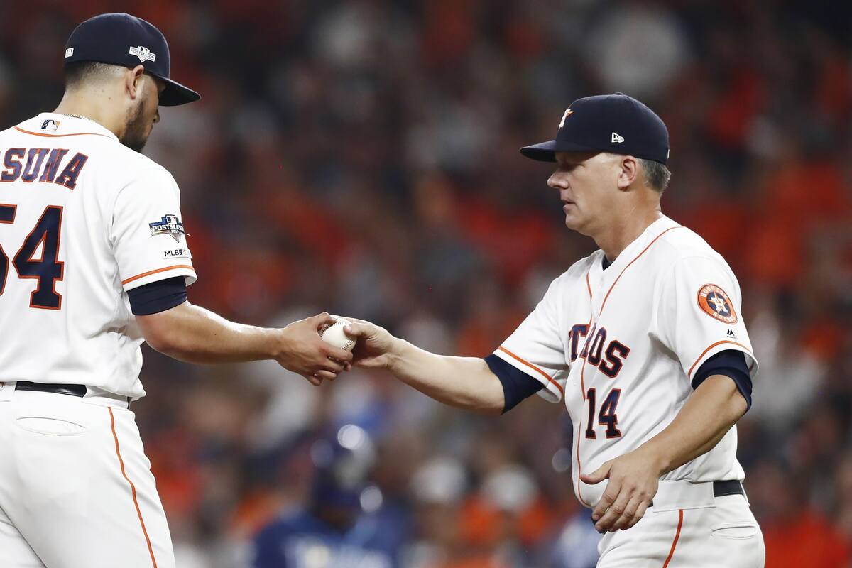 Roberto Osuna sigue sin equipo a un mes de que empiece la temporada 2021 de MLB