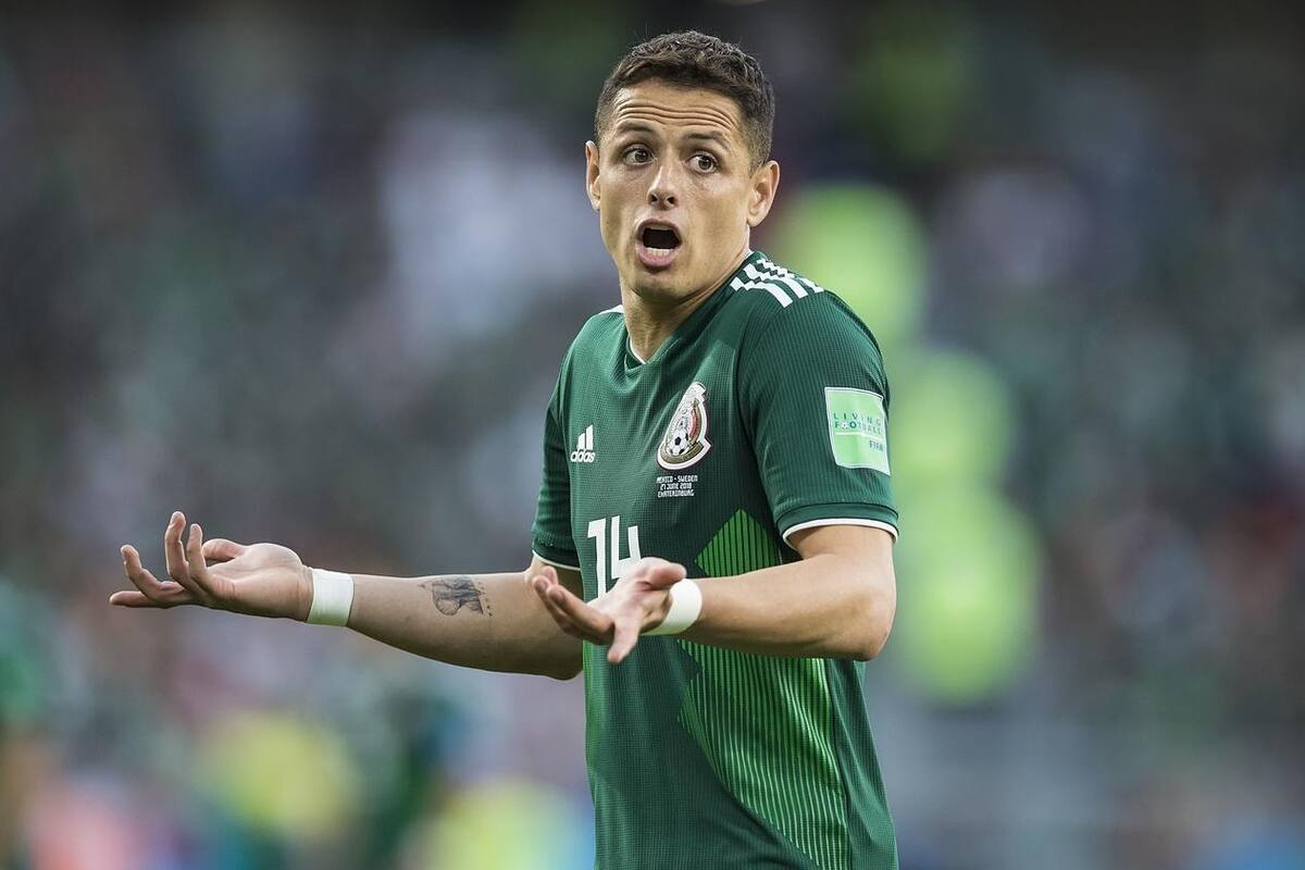 Chicharito Hernández, último anotador de México en mundiales, dedica mensaje tras derrota ante Argentina