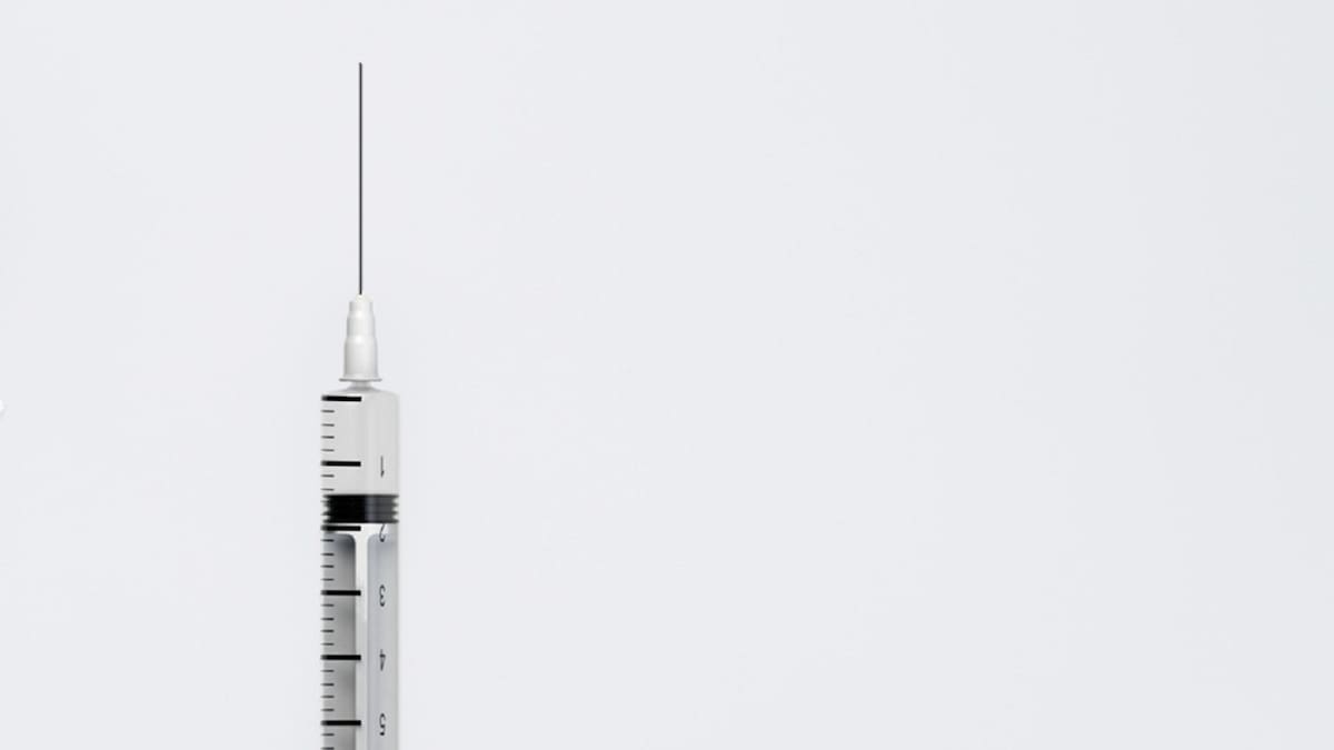 253 personas, la mayoría bebés, fueron vacunados con dosis vencidas de vacuna hexavalente, confirmó la sanidad vasca