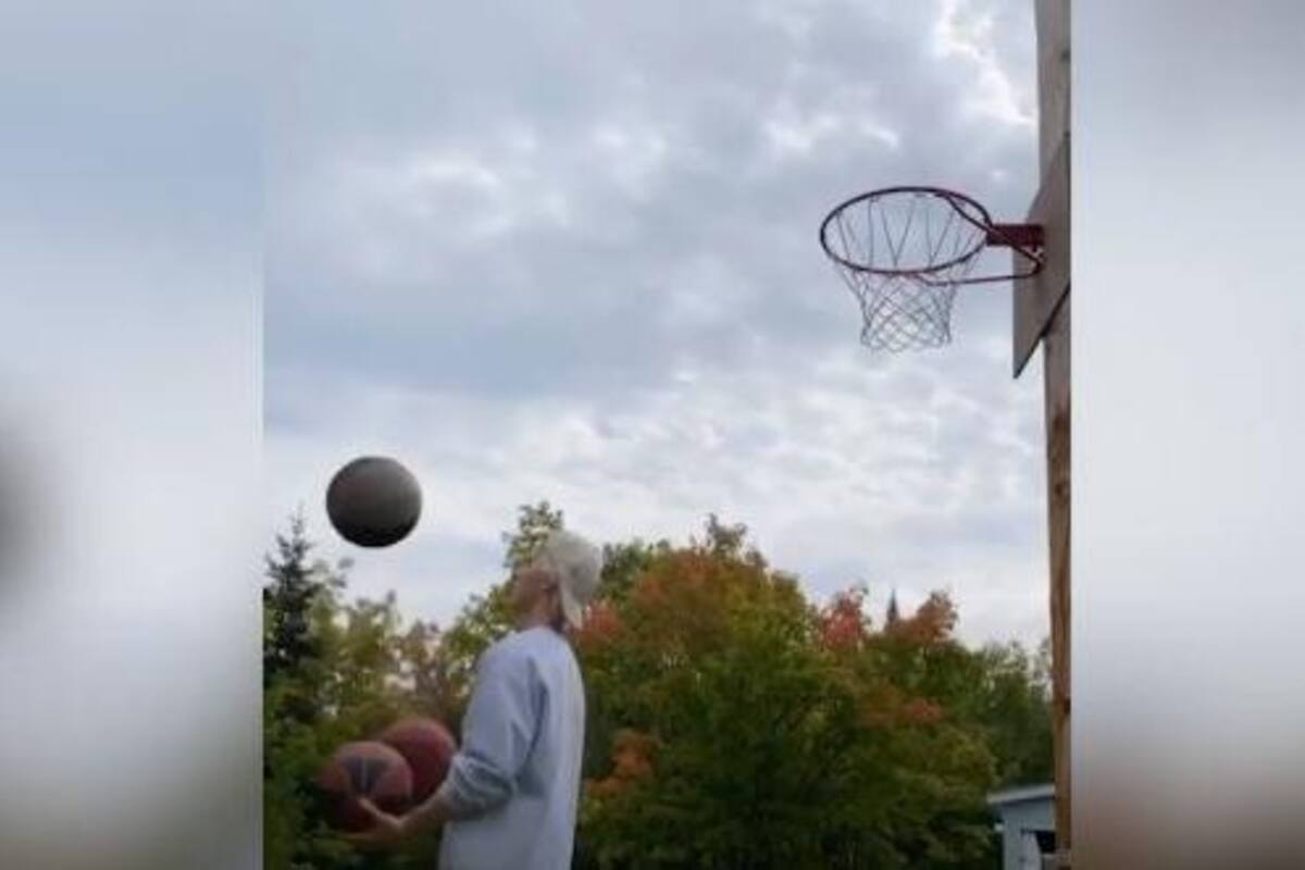 VIRAL: Este joven muestra sus habilidades a la hora de jugar baloncesto