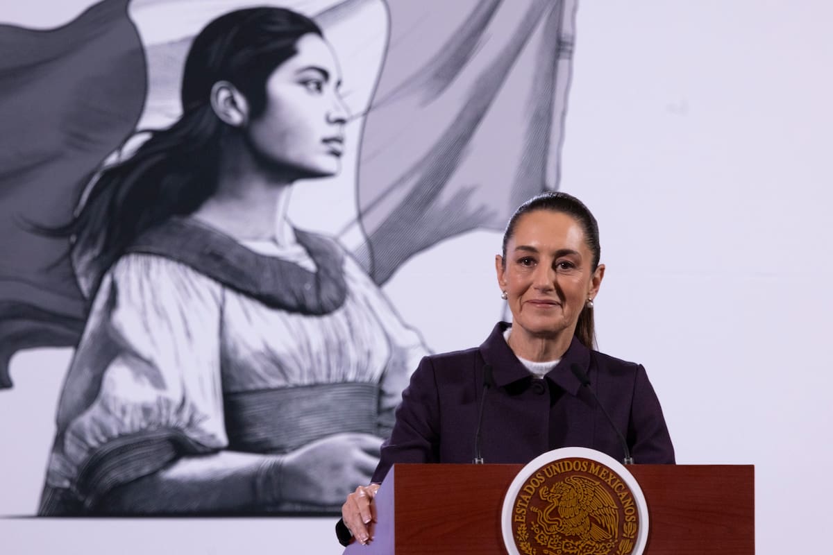 Según analistas, México podría necesitar una reforma fiscal después de las elecciones de 2027 ante la presión de las pensiones, los programas sociales y la deuda pública