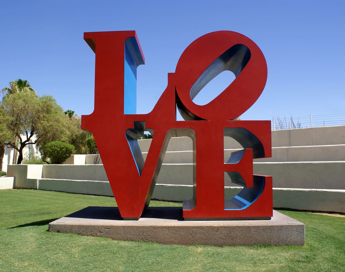 Su rutina incluye llamadas diarias y encuentros varias veces por semana. También comparten actividades comunitarias y sociales, lo que ha fortalecido su vínculo.