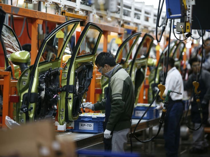 Industria apuesta por productividad ante reducción laboral