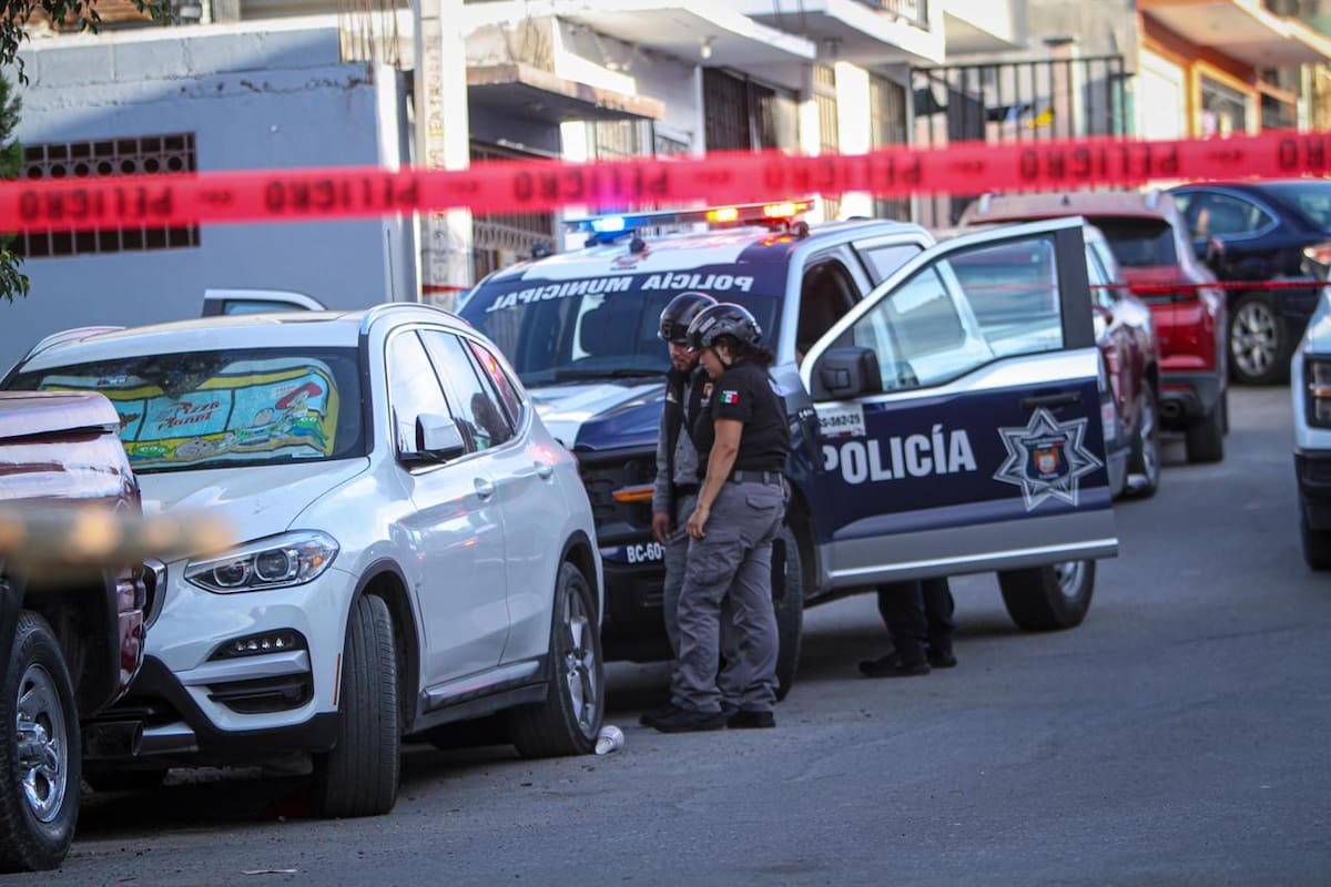 Hallan a mujer muerta dentro de vivienda en Cerro Colorado, Tijuana