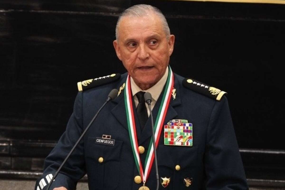Cienfuegos, el general que participó en “narcofiesta” en yate de lujo, revela periodista Anabel Hernández