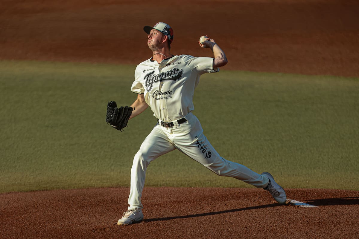 Cae Toros en primer juego de doble cartelera